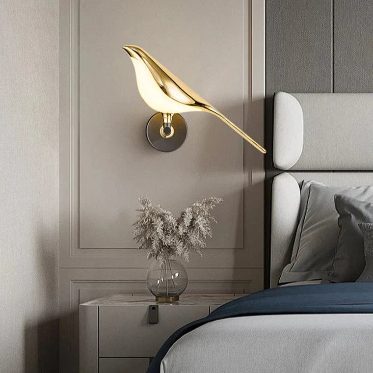 Wren Bird Wall Light, single head, dimmable