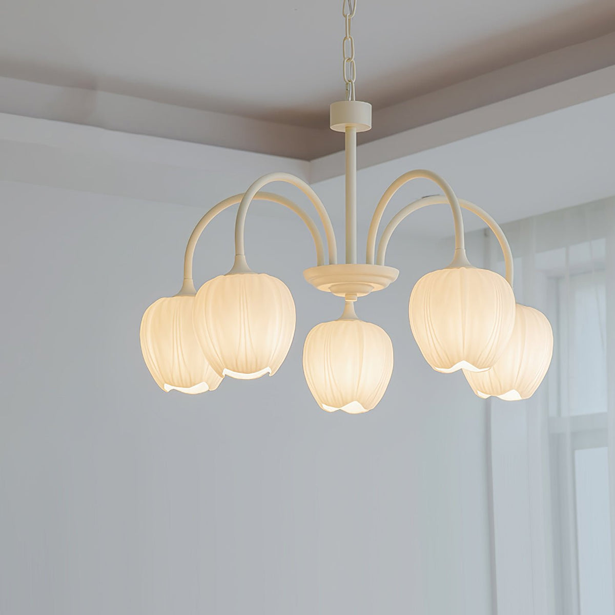 Tilda Tulip Chandelier, 5 lights, Creamy white