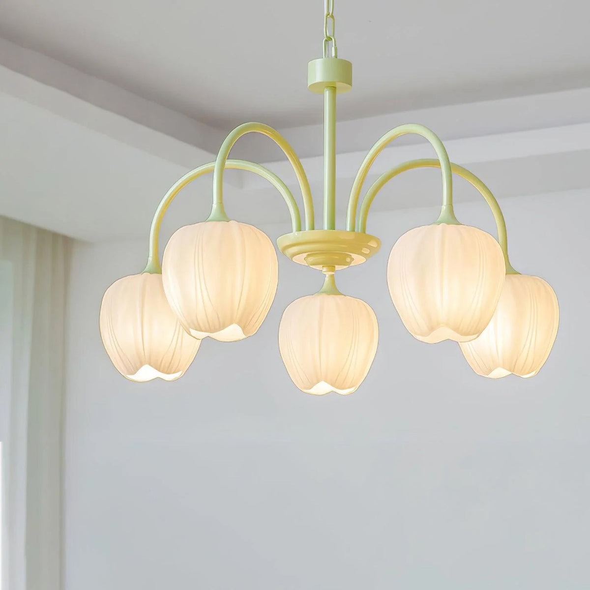 Tilda Tulip Chandelier, 5 lights, Matcha