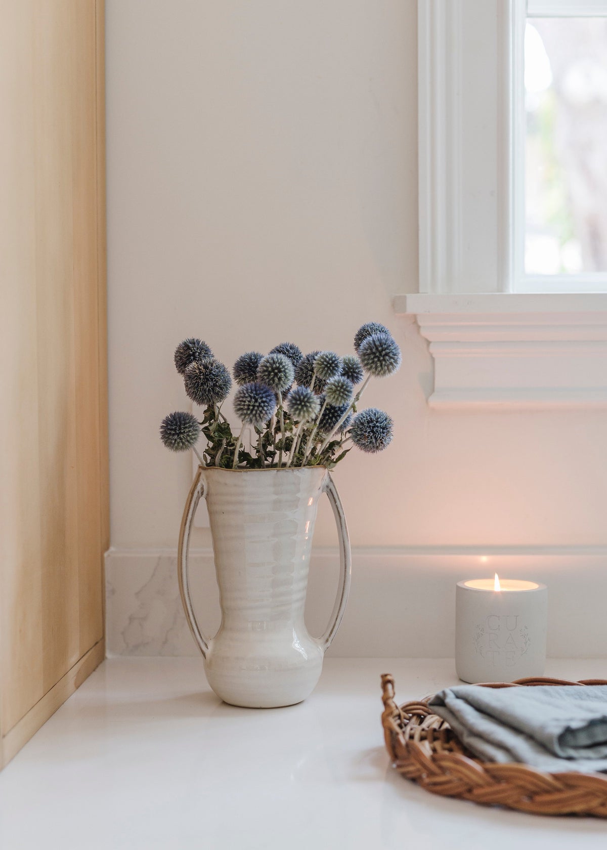 Dried Blue Globe Thistle Bunch, view 2