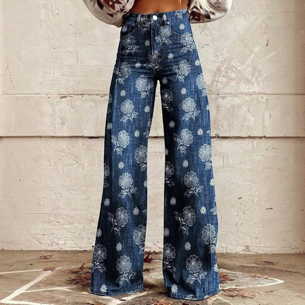 Floral Bell Bottom Pants in style e