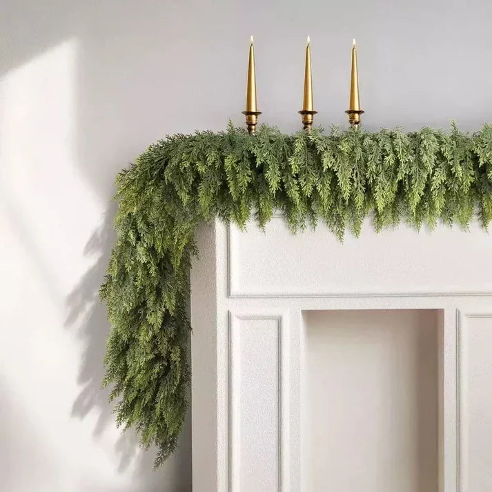 Pre-Lit Cedar Garland, view 6