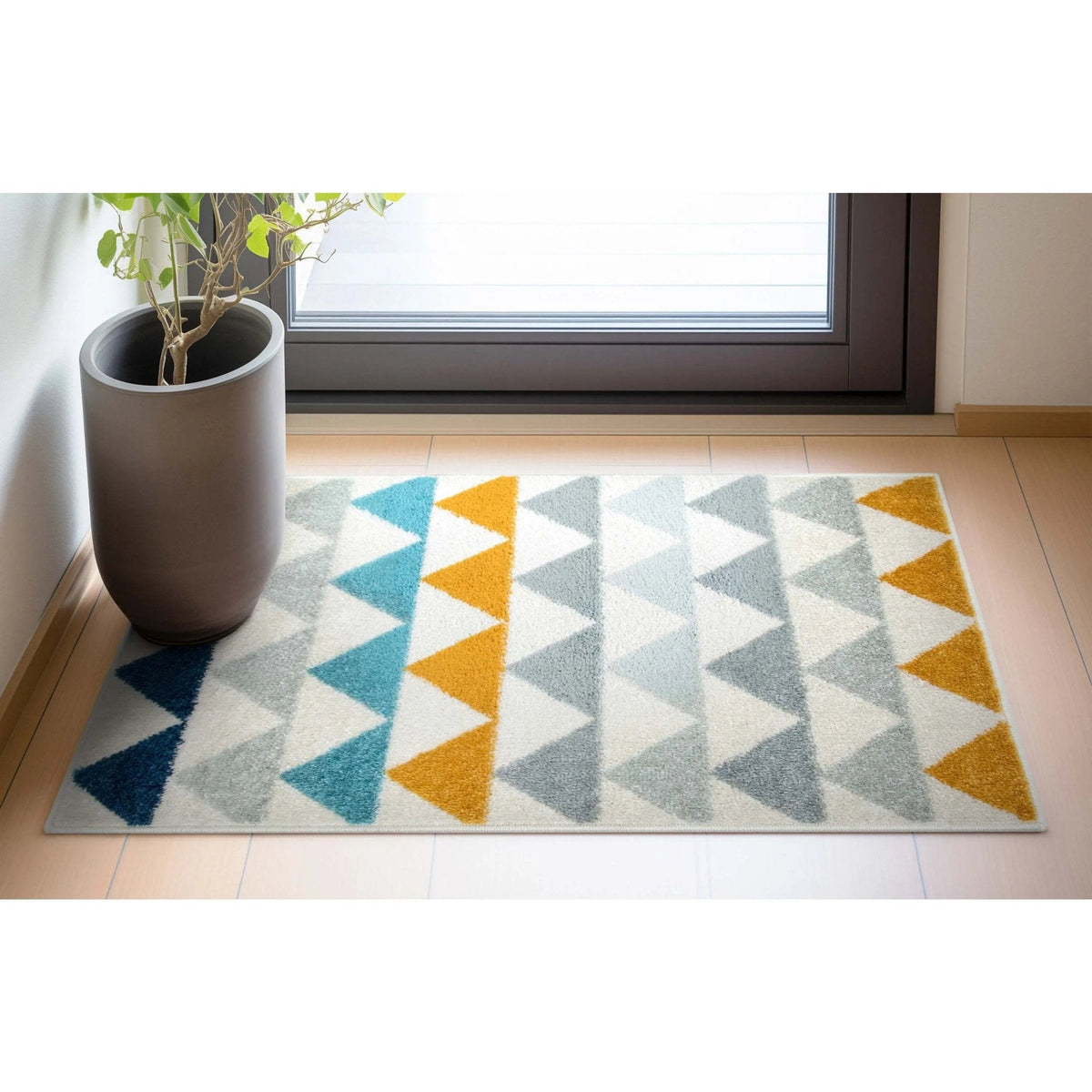 Scandinavian Triangle Pattern Rug, view 7