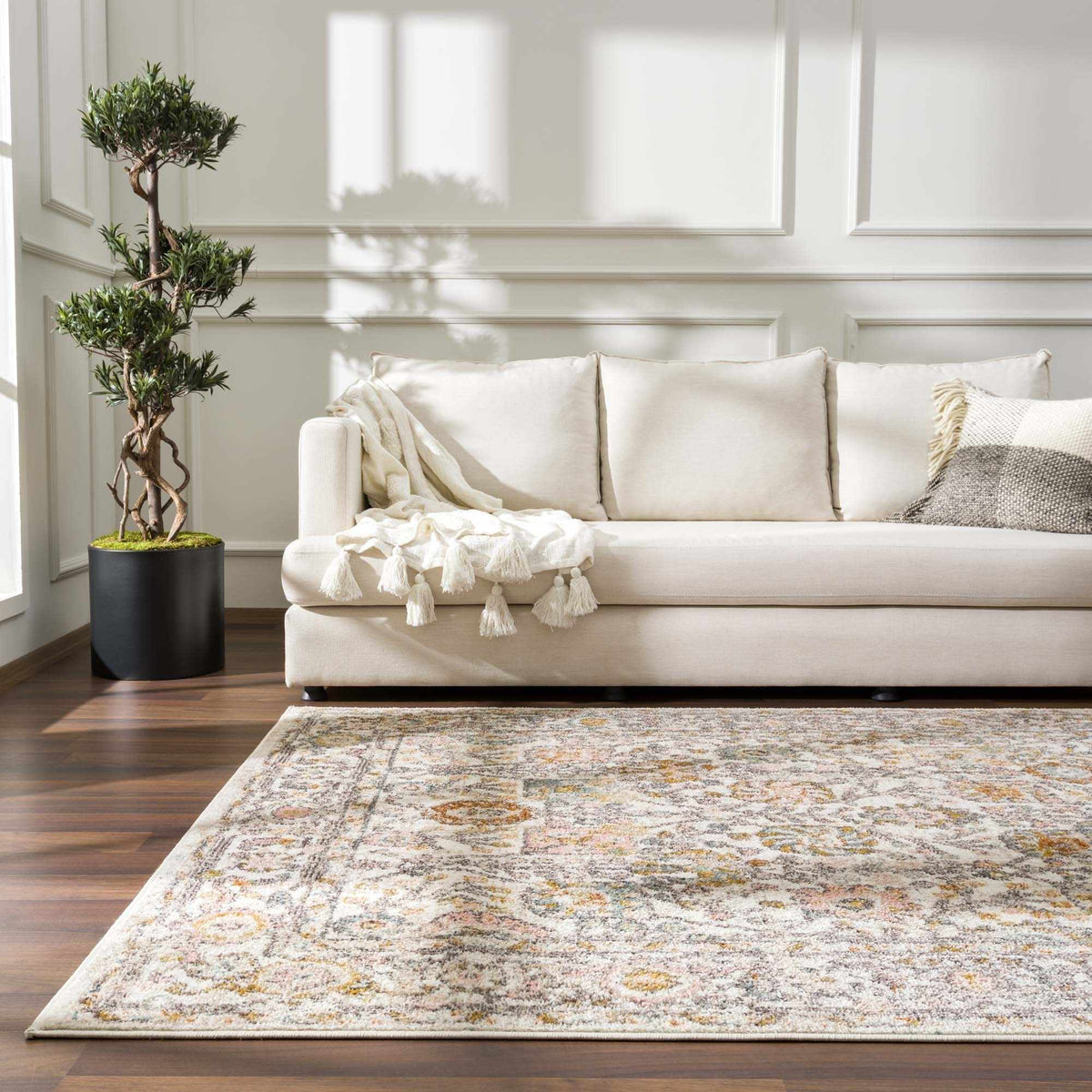 Traditional Persian Style Area Rug, view 4